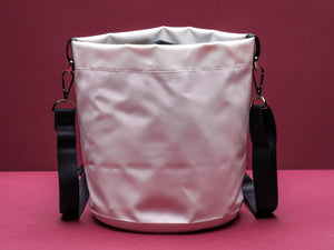 Anemone white bucket bag