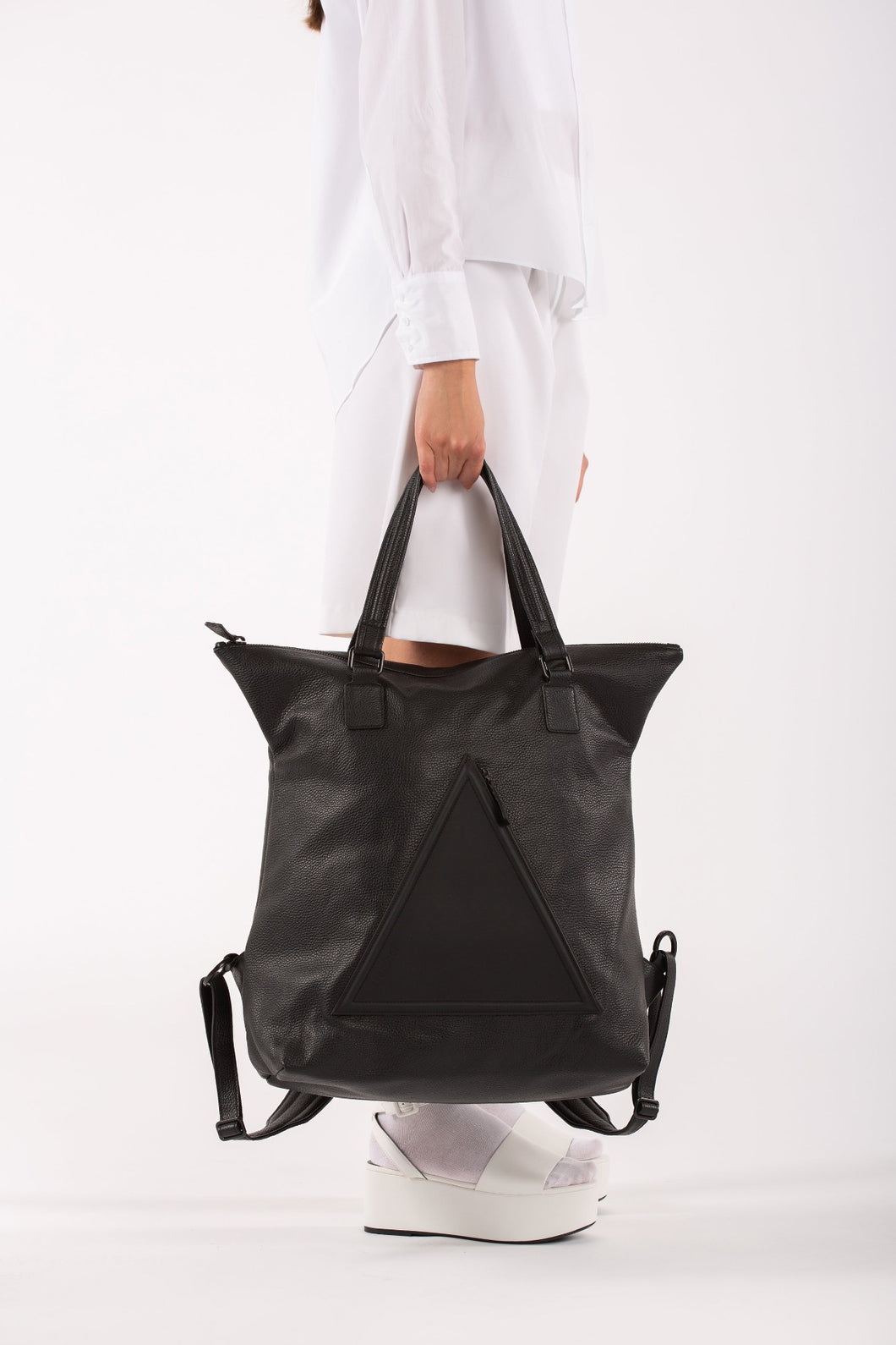 Hoxton black leather unisex travel backpack/bag